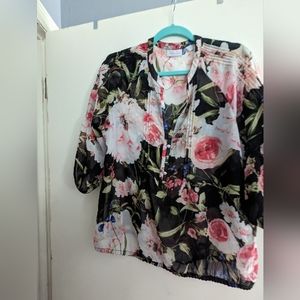 NY&C black floral sheer blouse Sz L